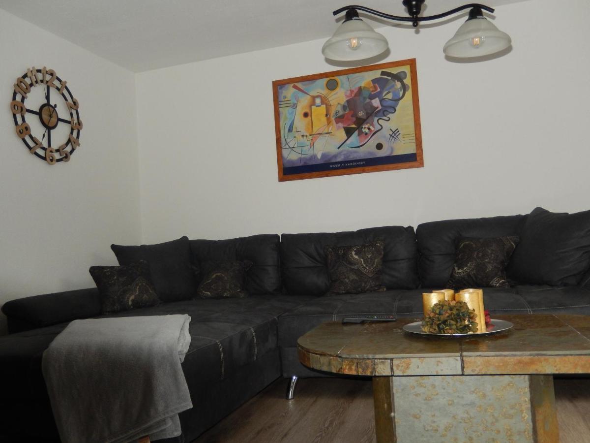 Ferienwohnung Ebeling Under Rainbow Dassel Bagian luar foto